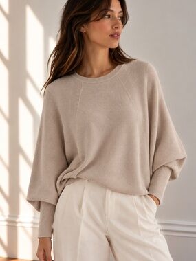 Club Monaco 100% Wool Gizal Dolman Pullover Sweater in Oatmeal Beige size Large